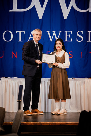 24DWUHonorsBanquet (32 of 77)