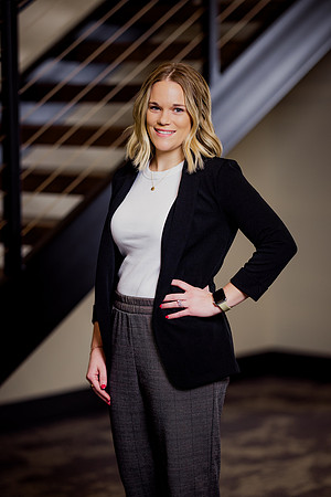 25ResolveHeadshots2 (2 of 9)