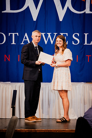 24DWUHonorsBanquet (39 of 77)