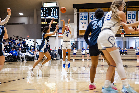 26DWUvMMUwbb.wheeler (32 of 70)