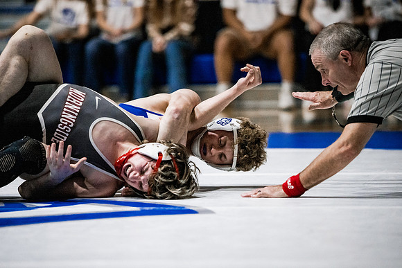 26DWUmwrestlingWhiteOut.wheeler (20 of 102)