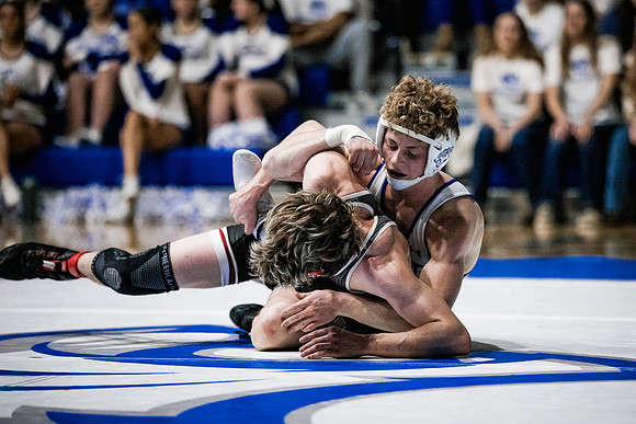 26DWUmwrestlingWhiteOut.wheeler (17 of 102)