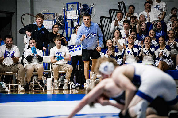 26DWUmwrestlingWhiteOut.wheeler (15 of 102)