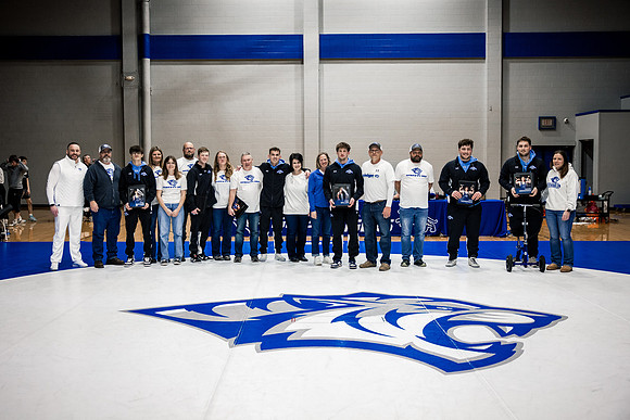 26DWUmwrestlingWhiteOut.wheeler (1 of 102)