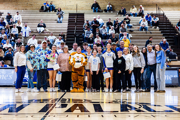26DWUbballLastRegSeason.wheeler (55 of 65)