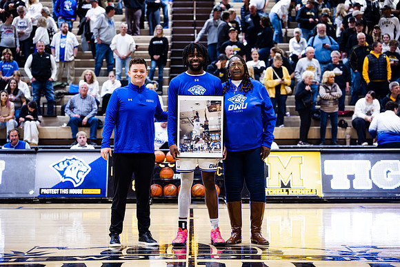26DWUbballLastRegSeason.wheeler (46 of 65)