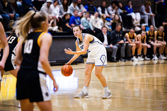 26DWUbballLastRegSeason.wheeler (41 of 65)