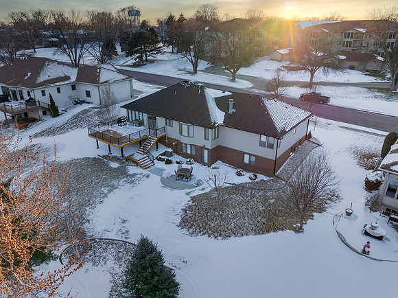 kneelandhouseDrone.wheeler (6 of 8)