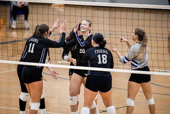 26DWUVBvCU.wheeler (77 of 78)