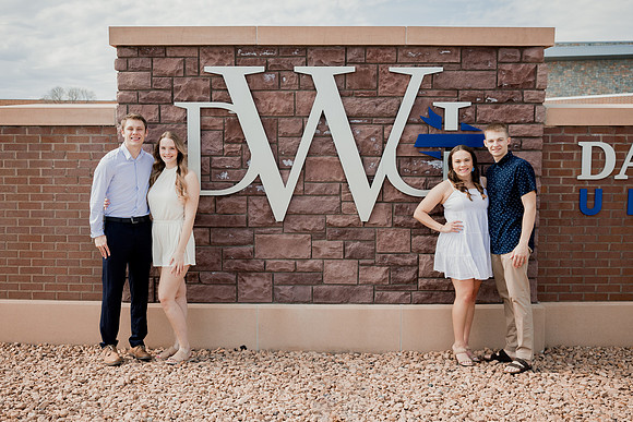 24dwugrads1 (38 of 158)
