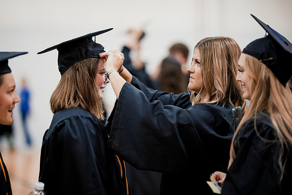 24dwuCommencement Day (42 of 168)
