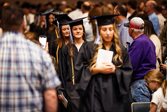 24dwuCommencement Day (81 of 168)
