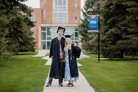 24dwugrads1 (60 of 158)