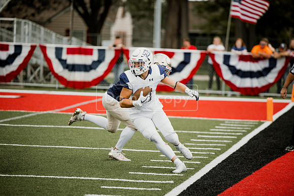 FBdwuvmmu21 (39 of 136)