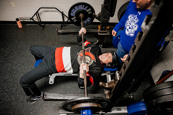 24DWUDAYOFGIVINGacademicFBcombine (24 of 29)