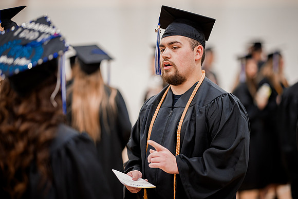 24dwuCommencement Day (56 of 168)