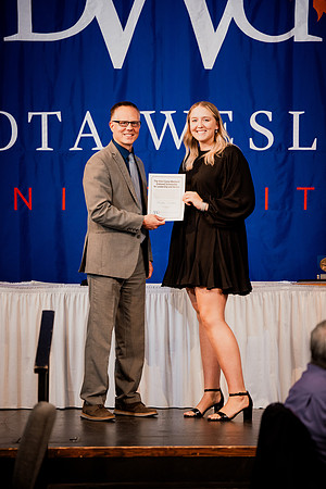 24DWUHonorsBanquet (26 of 77)