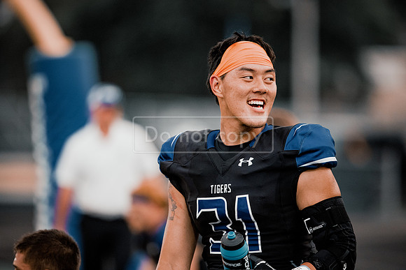 FBdwuvdsu21 (36 of 74)