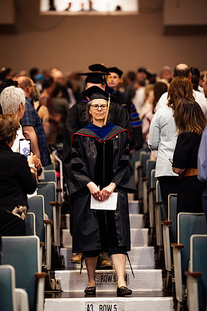 24dwuCommencement Day (72 of 168)