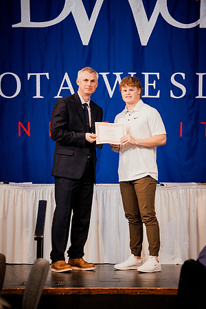 24DWUHonorsBanquet (44 of 77)
