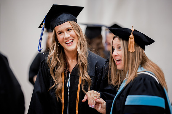 24dwuCommencement Day (55 of 168)