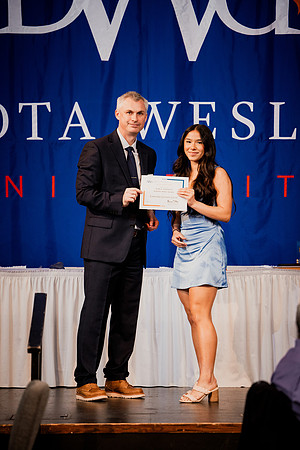 24DWUHonorsBanquet (49 of 77)