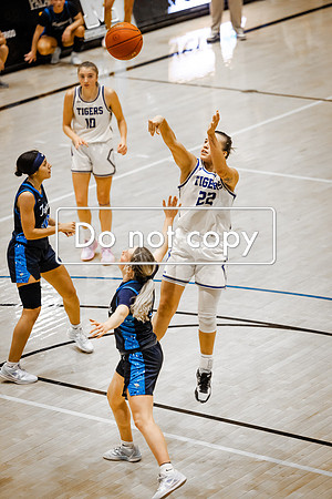 24DWUwbballvdsuWheeler (41 of 49)