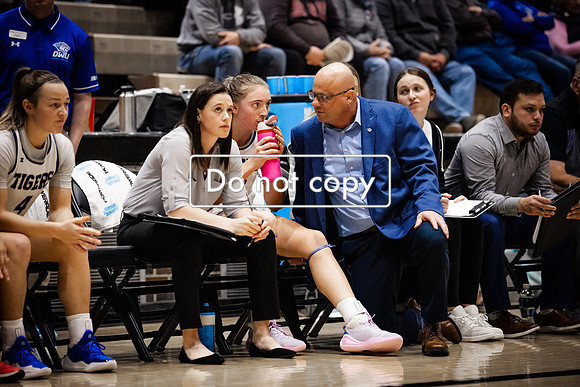 24DWUWBBALLvBCwheeler (65 of 97)