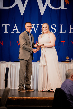 24DWUHonorsBanquet (18 of 77)